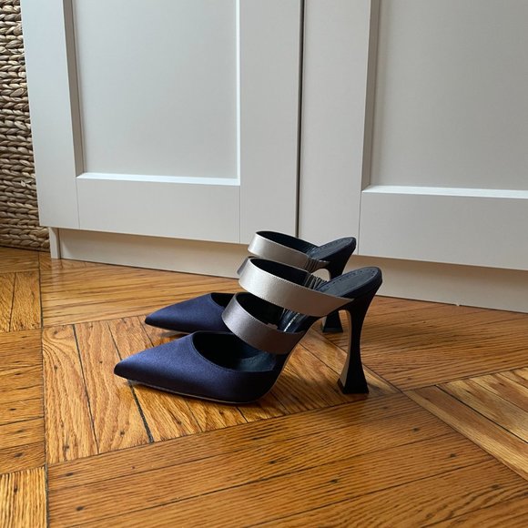 Silk Manolo Blahnik Heels - Picture 4 of 5